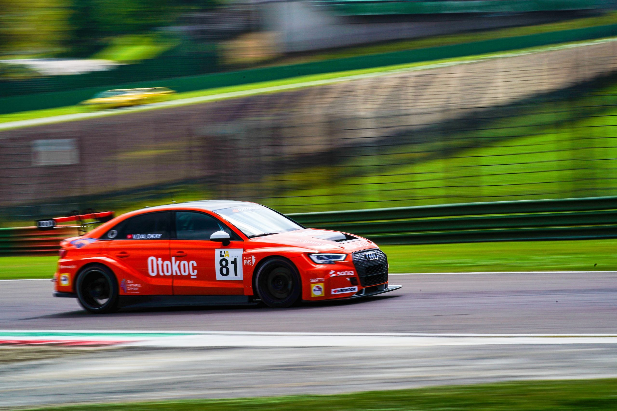 Racing Team AMS
